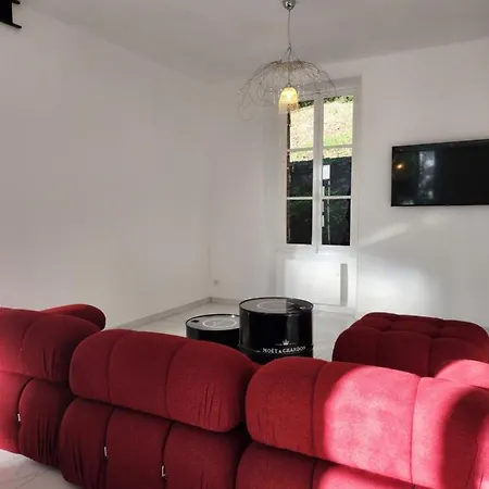 Maison Face A L'Abbaye D'Hautvillers - 2 Bedrooms 2 Bathrooms, Parking Exterior foto